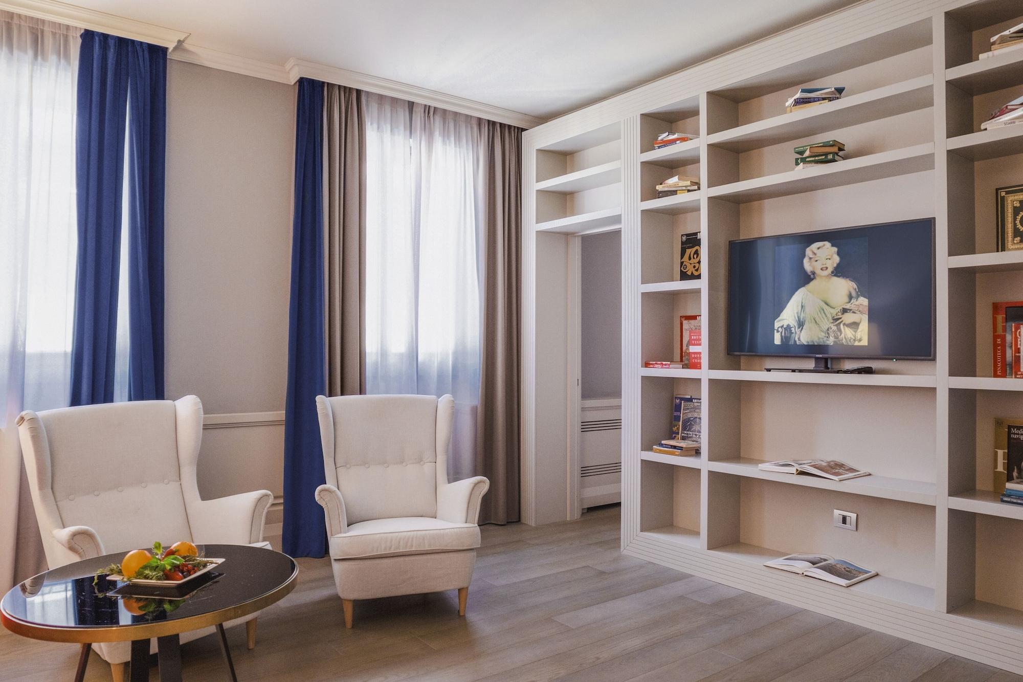 Palazzo Cornalia Hotel Milánó Kültér fotó A room at the residence