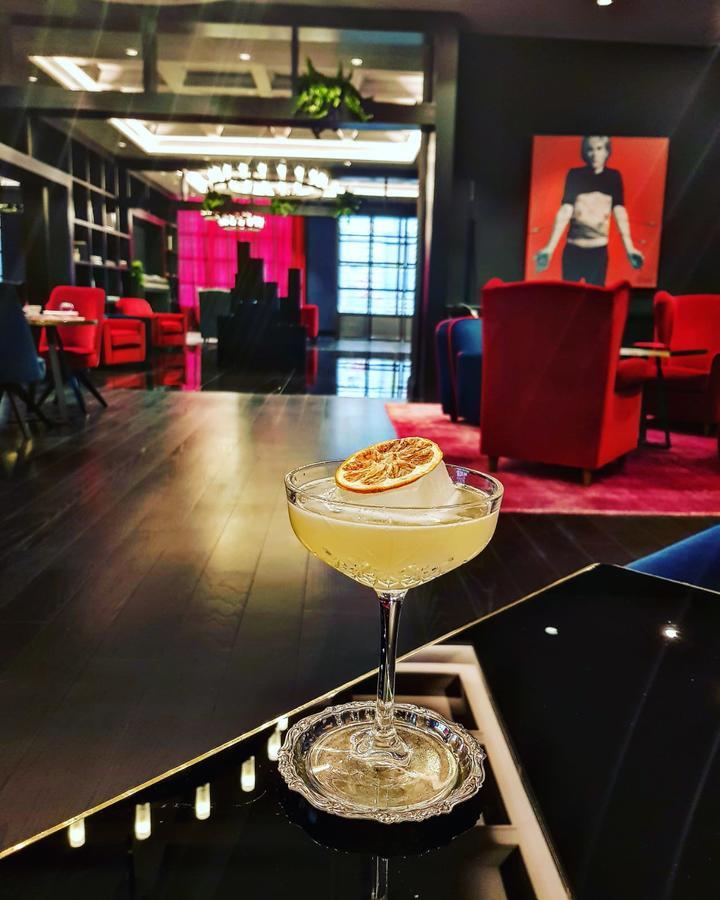 Palazzo Cornalia Hotel Milánó Kültér fotó A French 75